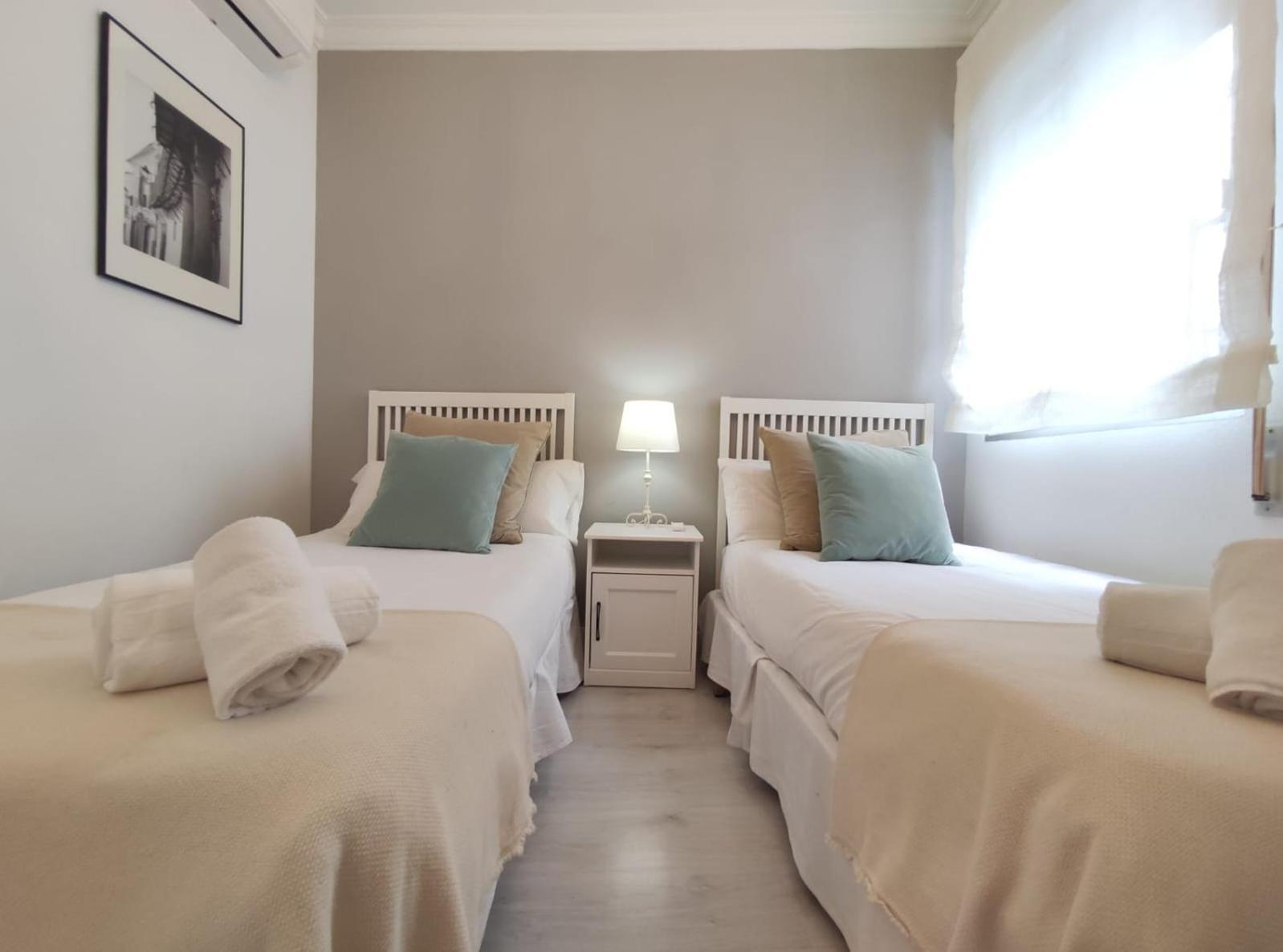 סביליה Covadonga Suite Home מראה חיצוני תמונה